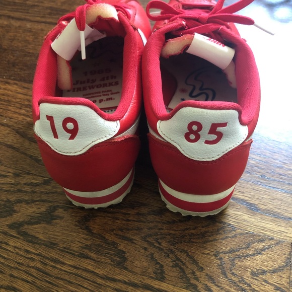 Limited edition Nike Stranger Things Cortez red - Picture 4 of 9